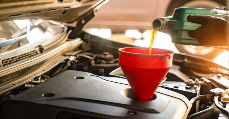 Can You Put Cold Oil to a Hot Engine ?